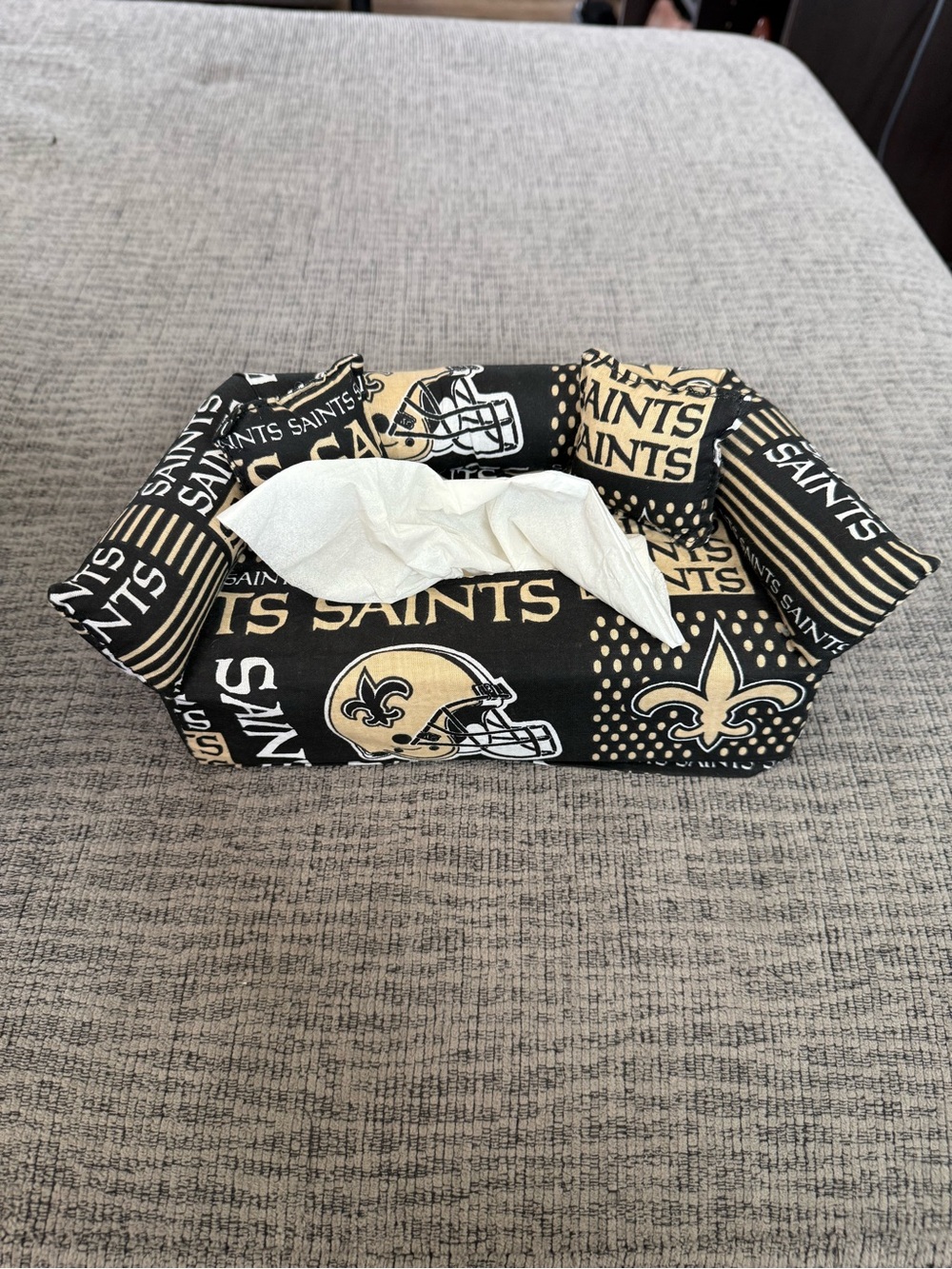 New Orleans Saints Sofa Shaped Tissue Box Cover